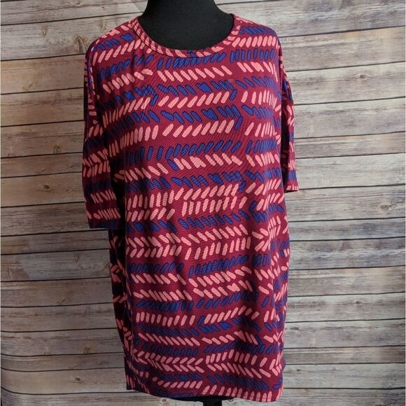 LuLaRoe Tops - Lularue Irma Shirt 